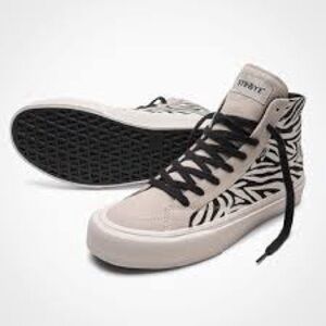 Straye Hiland Vulcanized Shoe-Zebra Bone Black Cream Size 12 D17